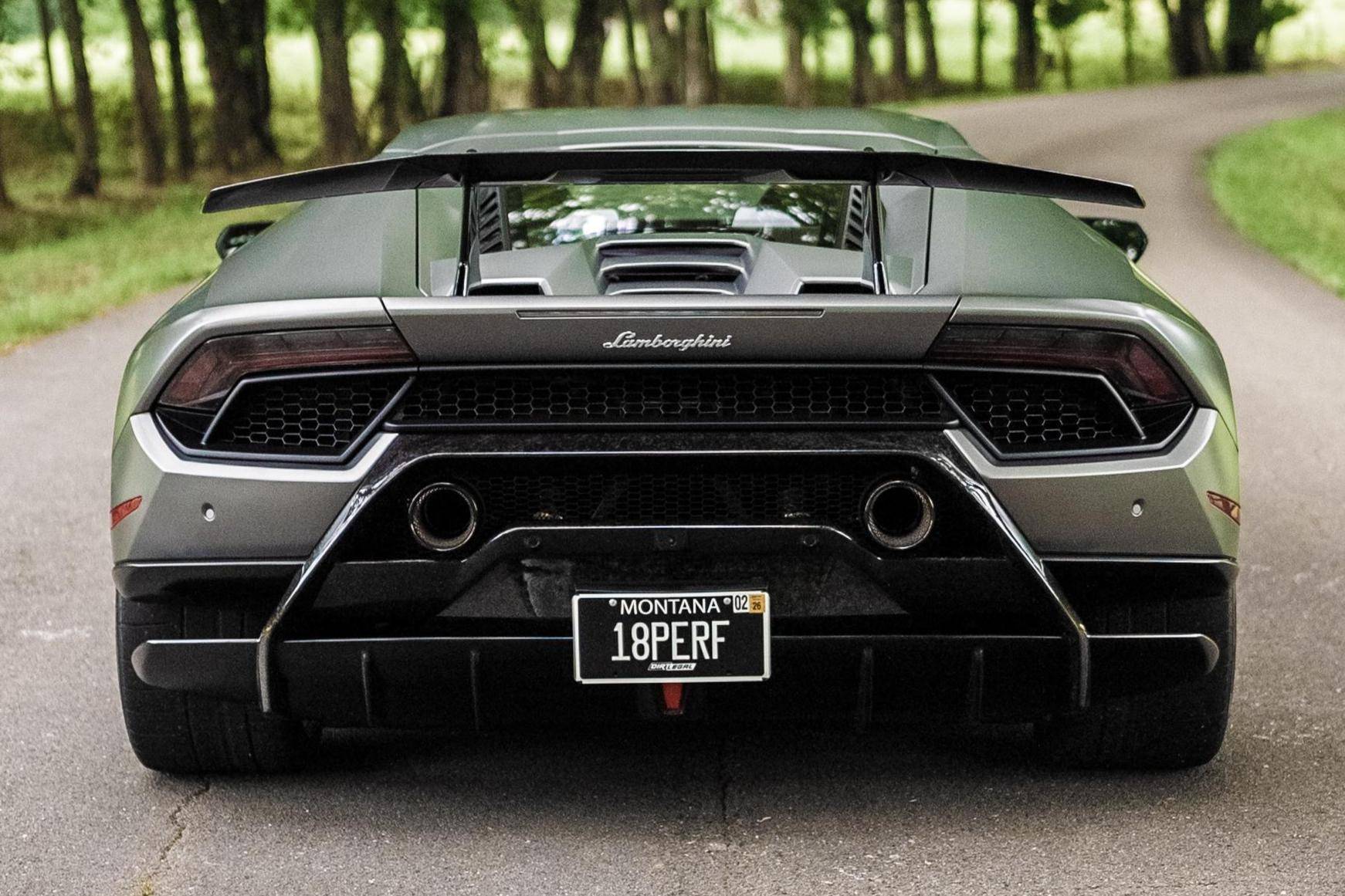 2018 Lamborghini Huracan LP 640-4 Performante — view 5