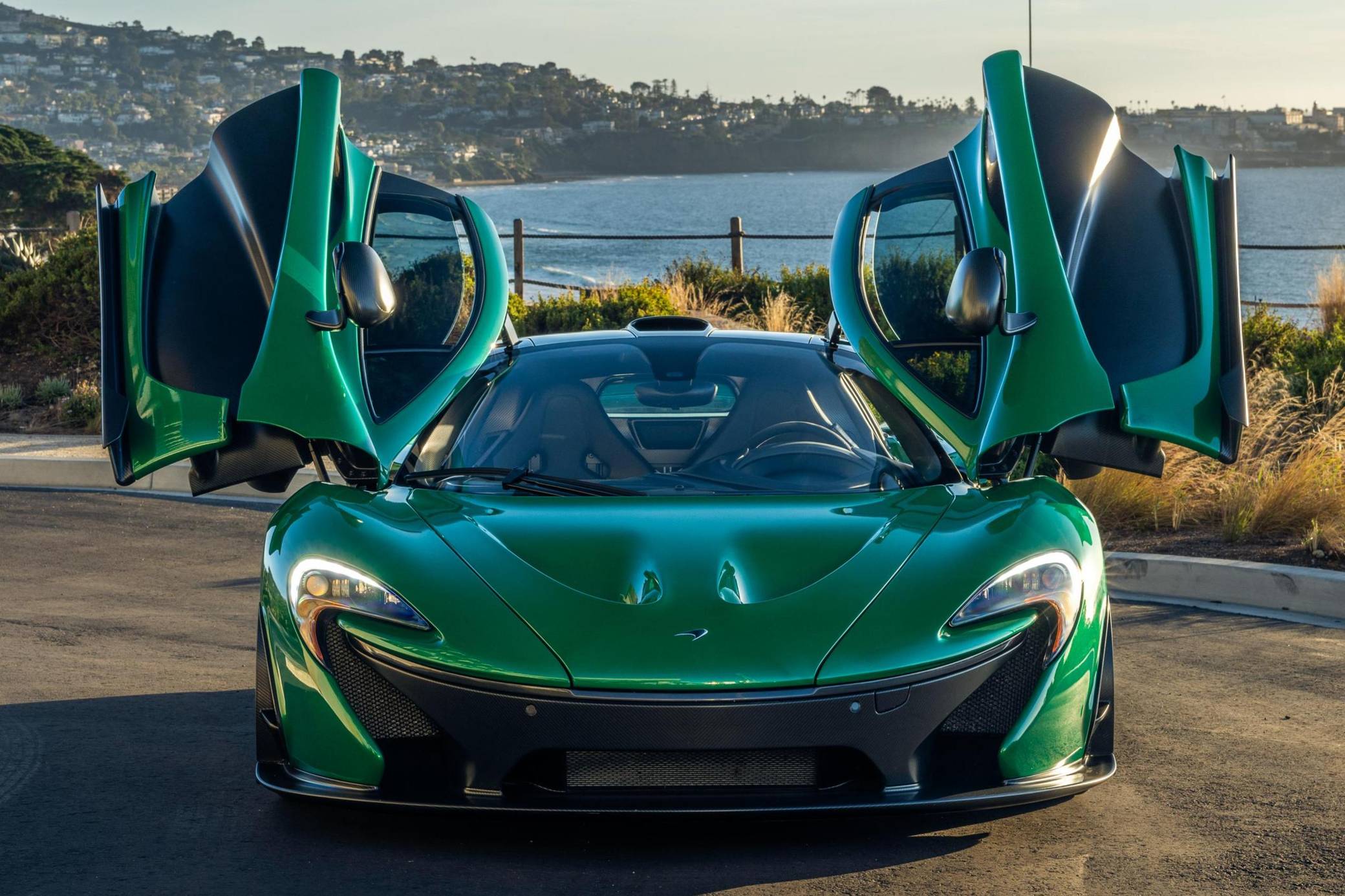 1970 McLaren P1 — view 2