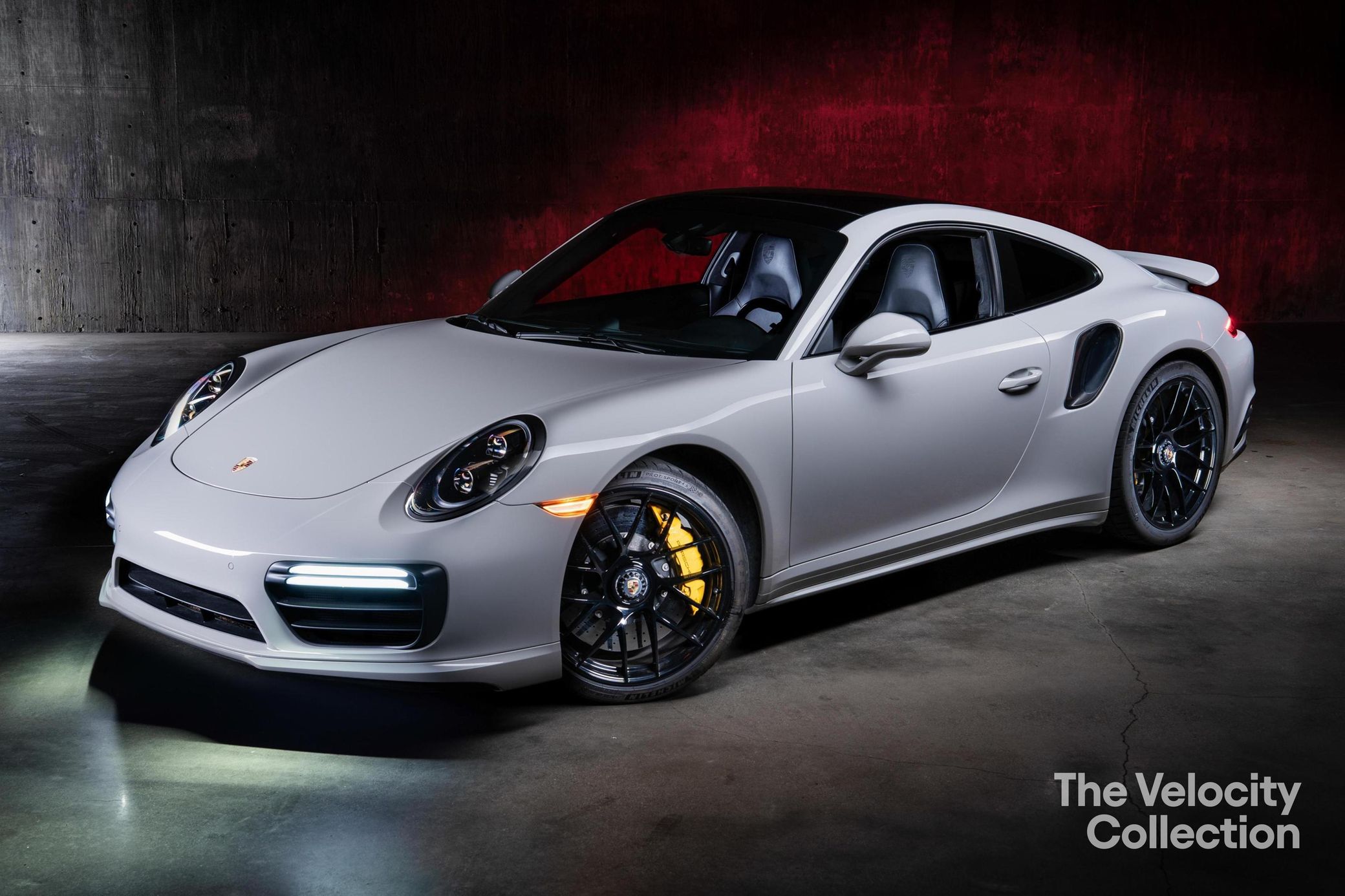 2019 Porsche 911 Turbo S Coupe (992.2) — view 3