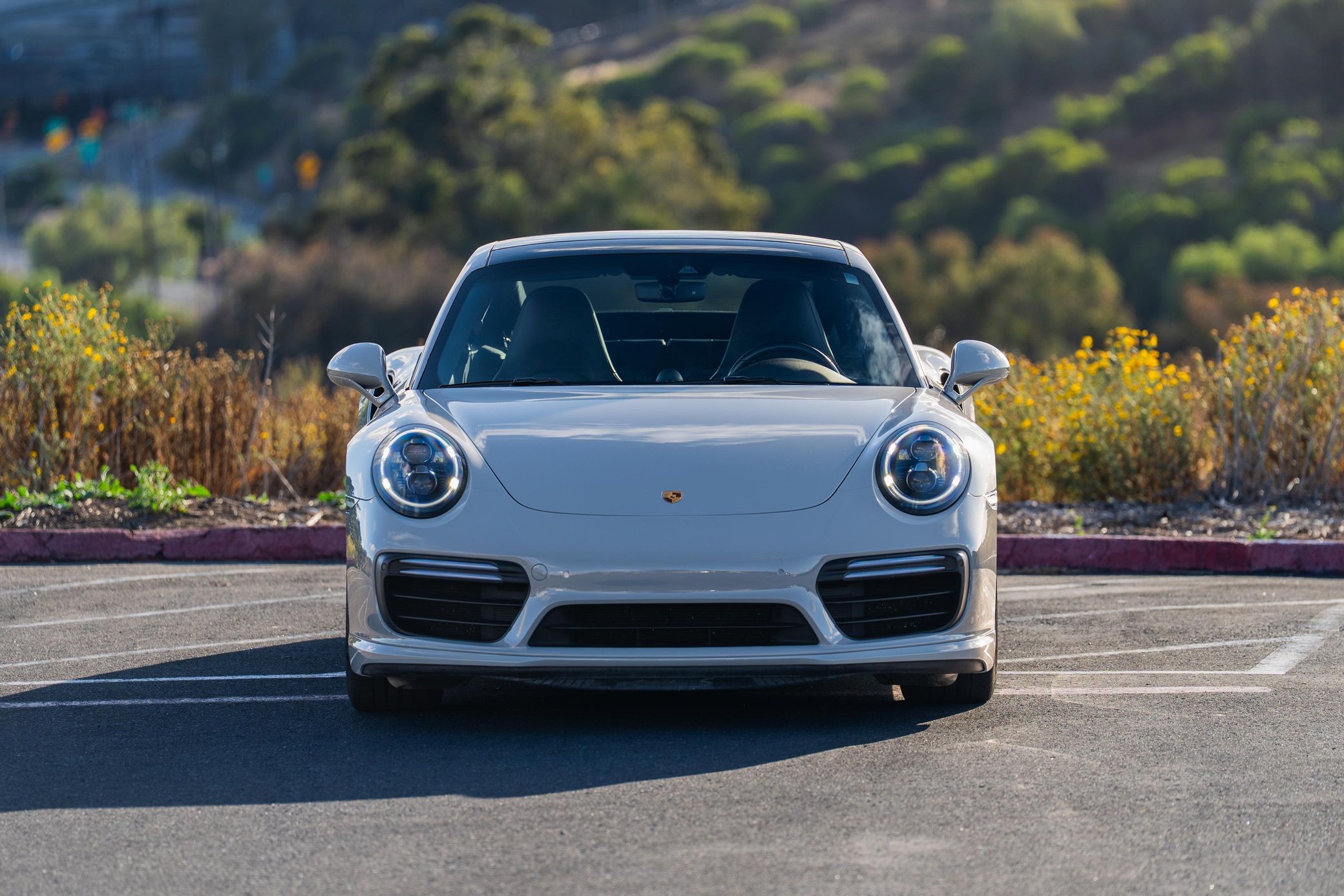 2019 Porsche 911 Turbo S Coupe (992.2) — view 4
