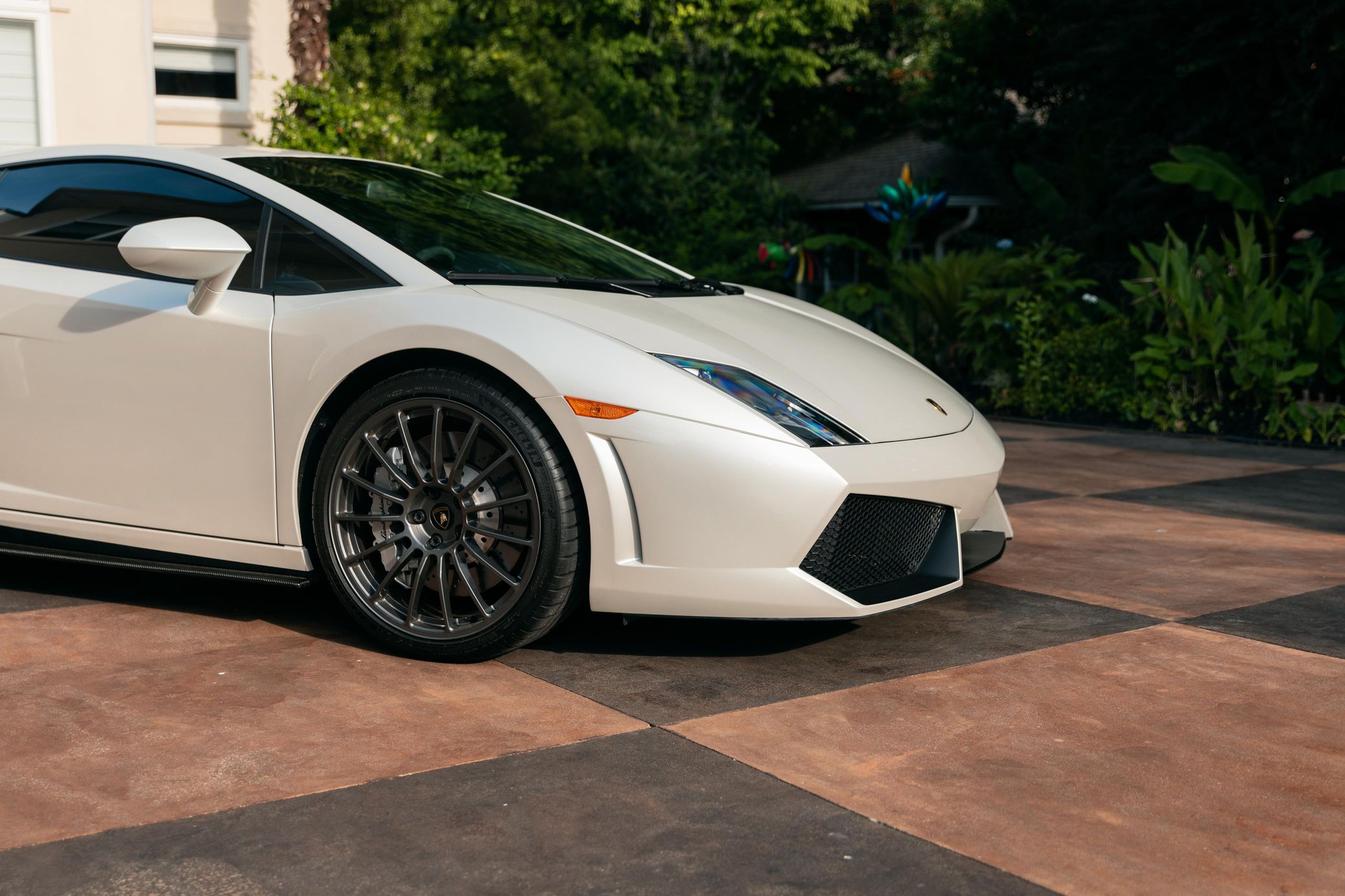 2013 Lamborghini Gallardo — view 3