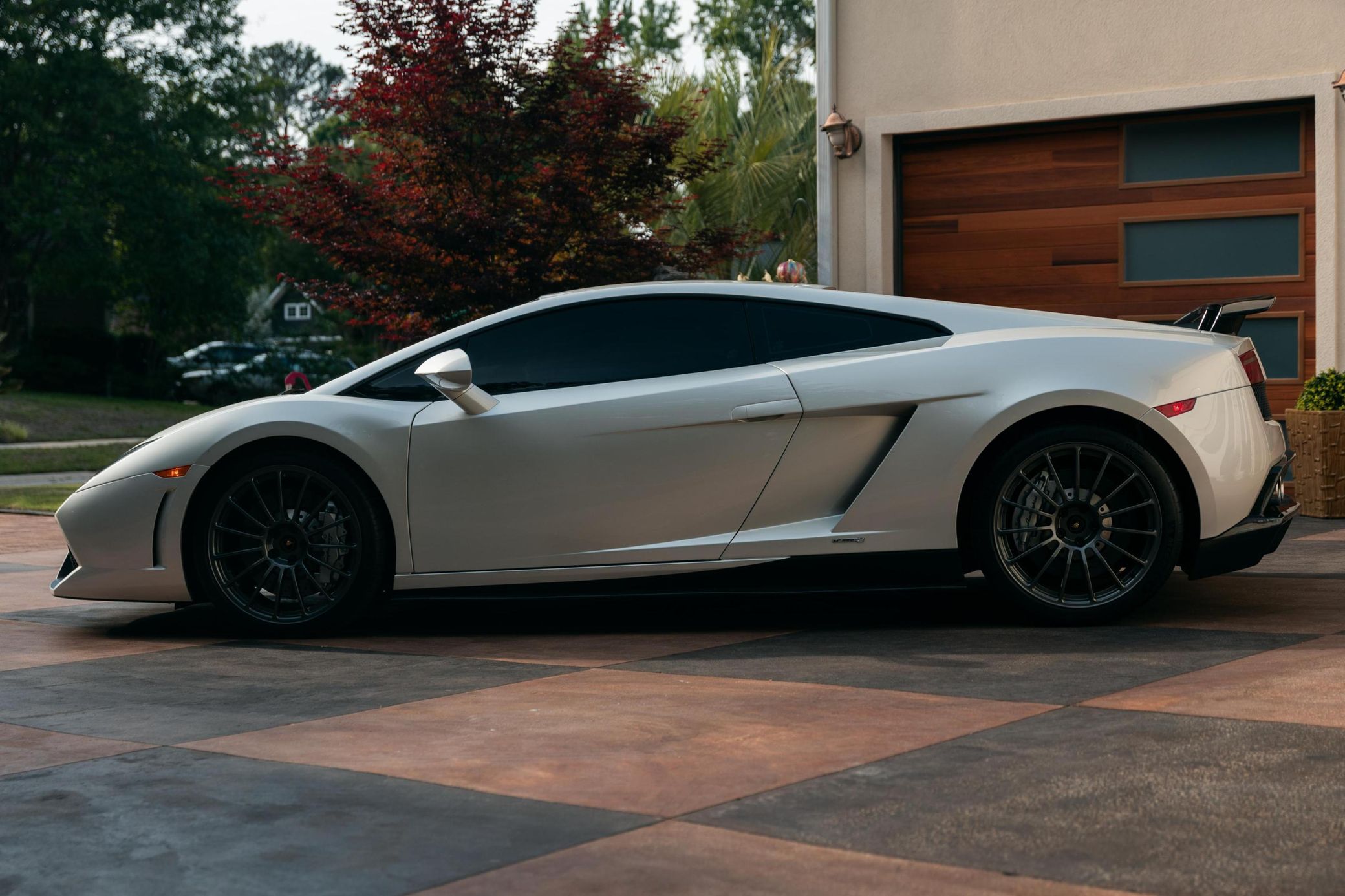 2013 Lamborghini Gallardo — view 8