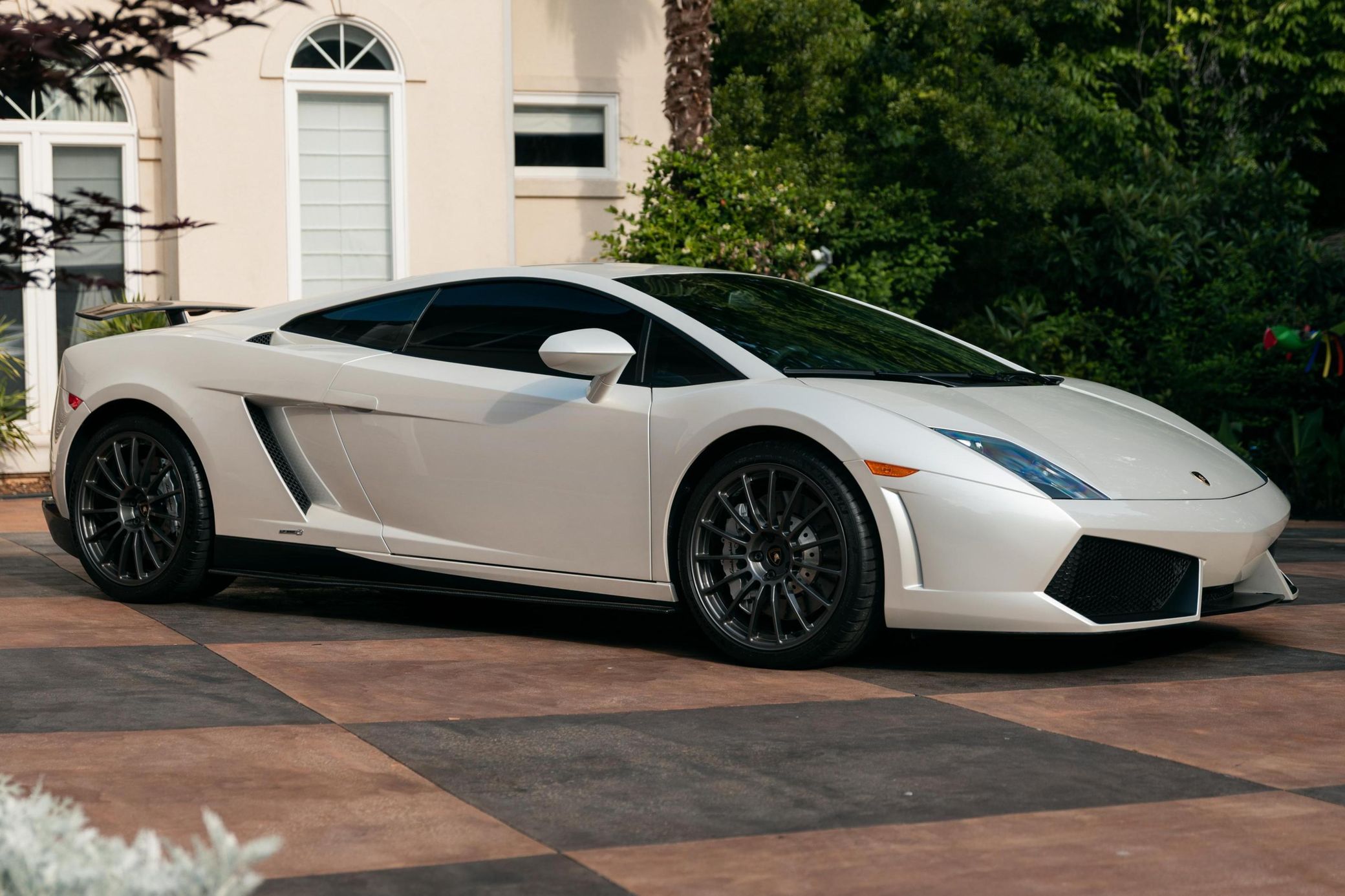 2013 Lamborghini Gallardo — view 10